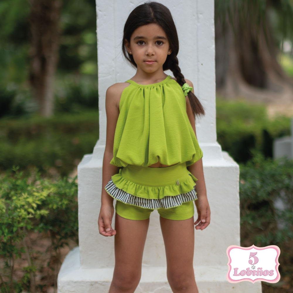Conjunto niña pistacho short volantes nekenia y vera verano 2025
